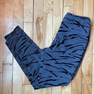 Rachel Zoe black and gray leggings size small